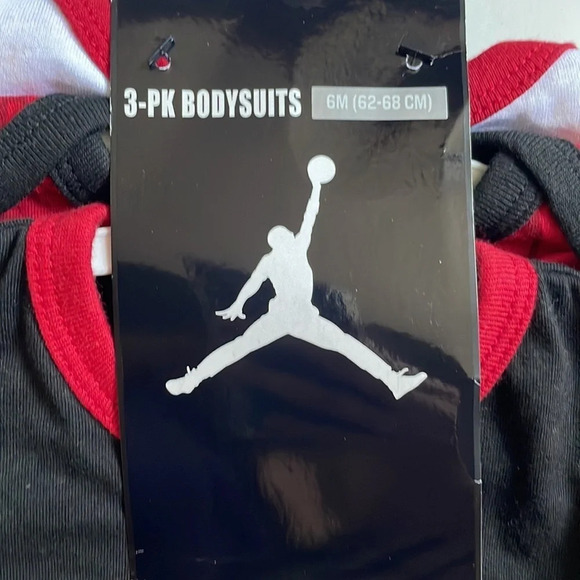 HOST PICK 👶 Air Jordan Nike 3-Pack Bodysuits - Size 6M (62-68CM), BNWT! 👶 - Picture 5 of 6